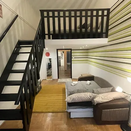 Apartment Hegedu 5 , Stylish
